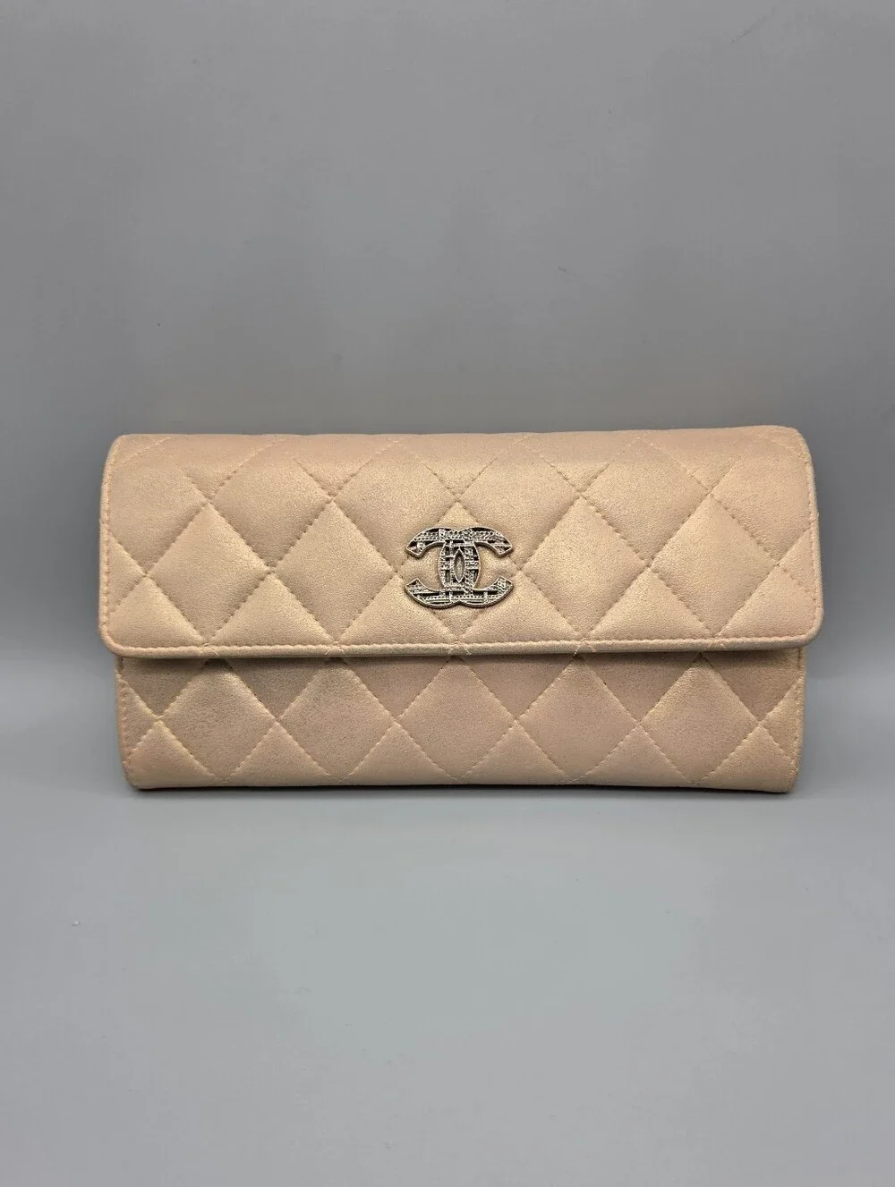 💛CHANEL Authentic Iridescent Wallet/Clutch💛